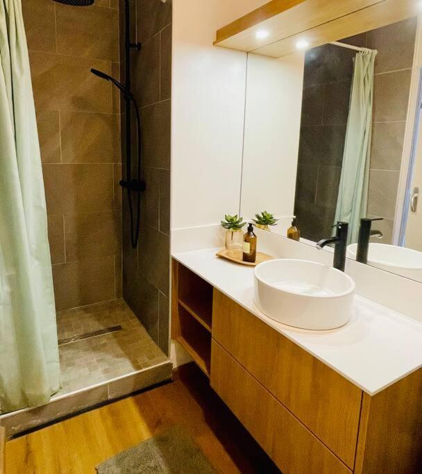 Sunbliss Appartement Saint-Gilles-les-Bains Exterior photo